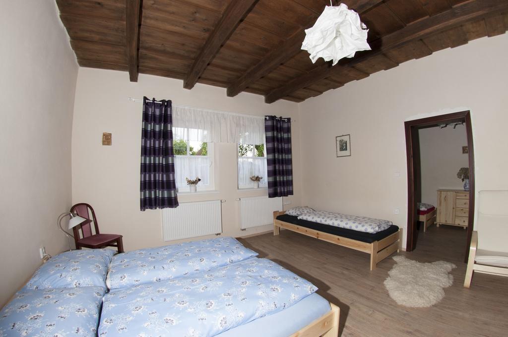 Slovacka Chalupa Straznice Room photo